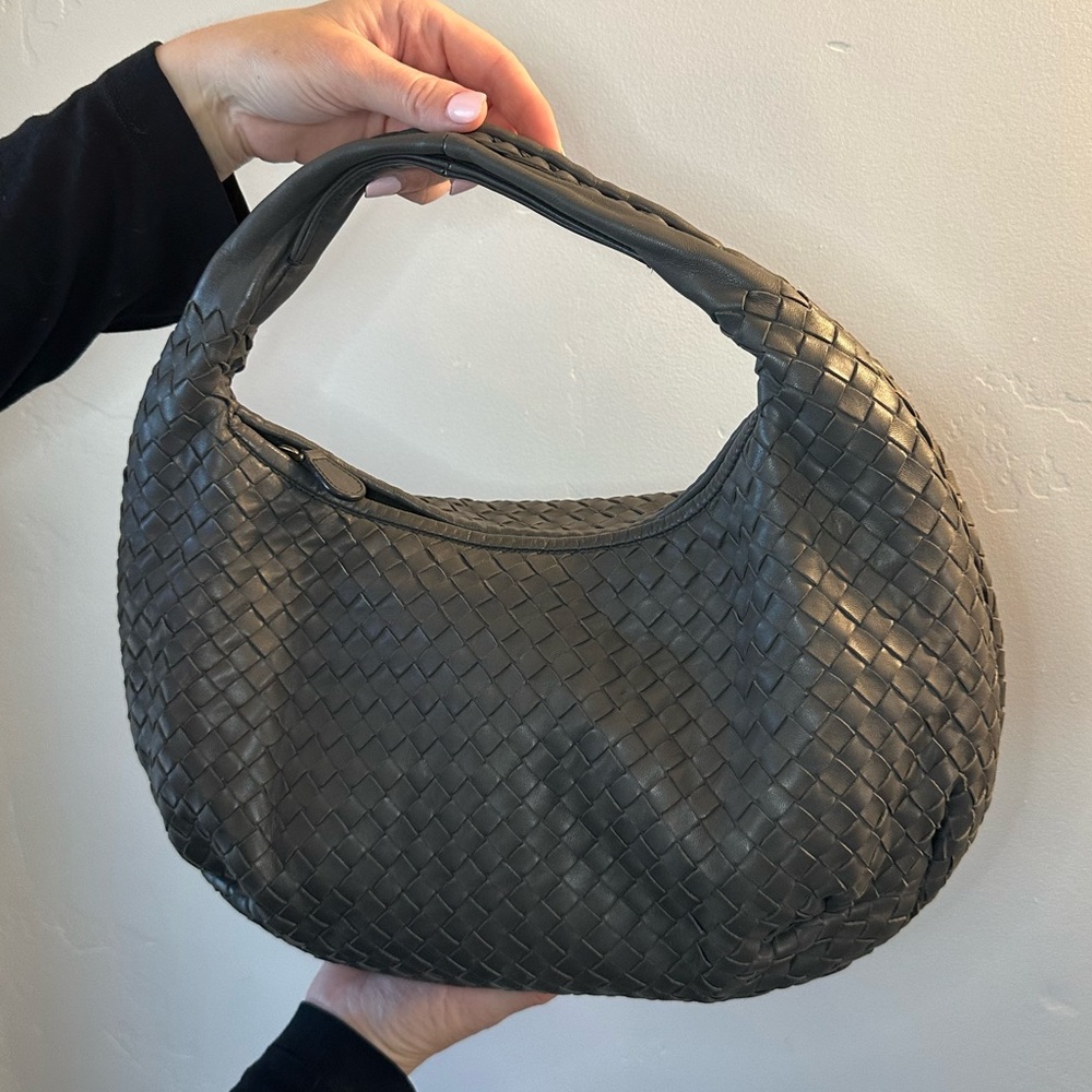 Bottega Veneta Intrecciato belly hobo bag
